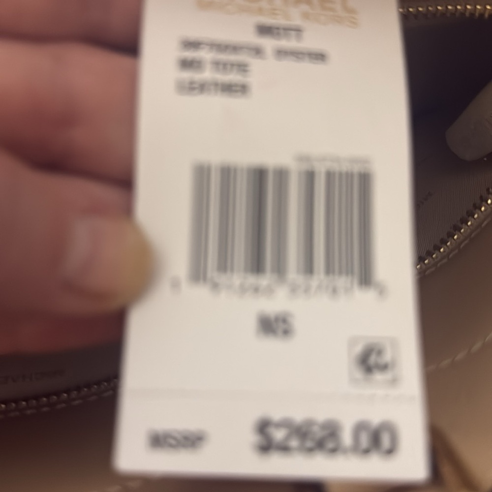 Michael Kors Oyster Structured Tote with Gold Accents-New Excellent Condition - Picture 7 of 7